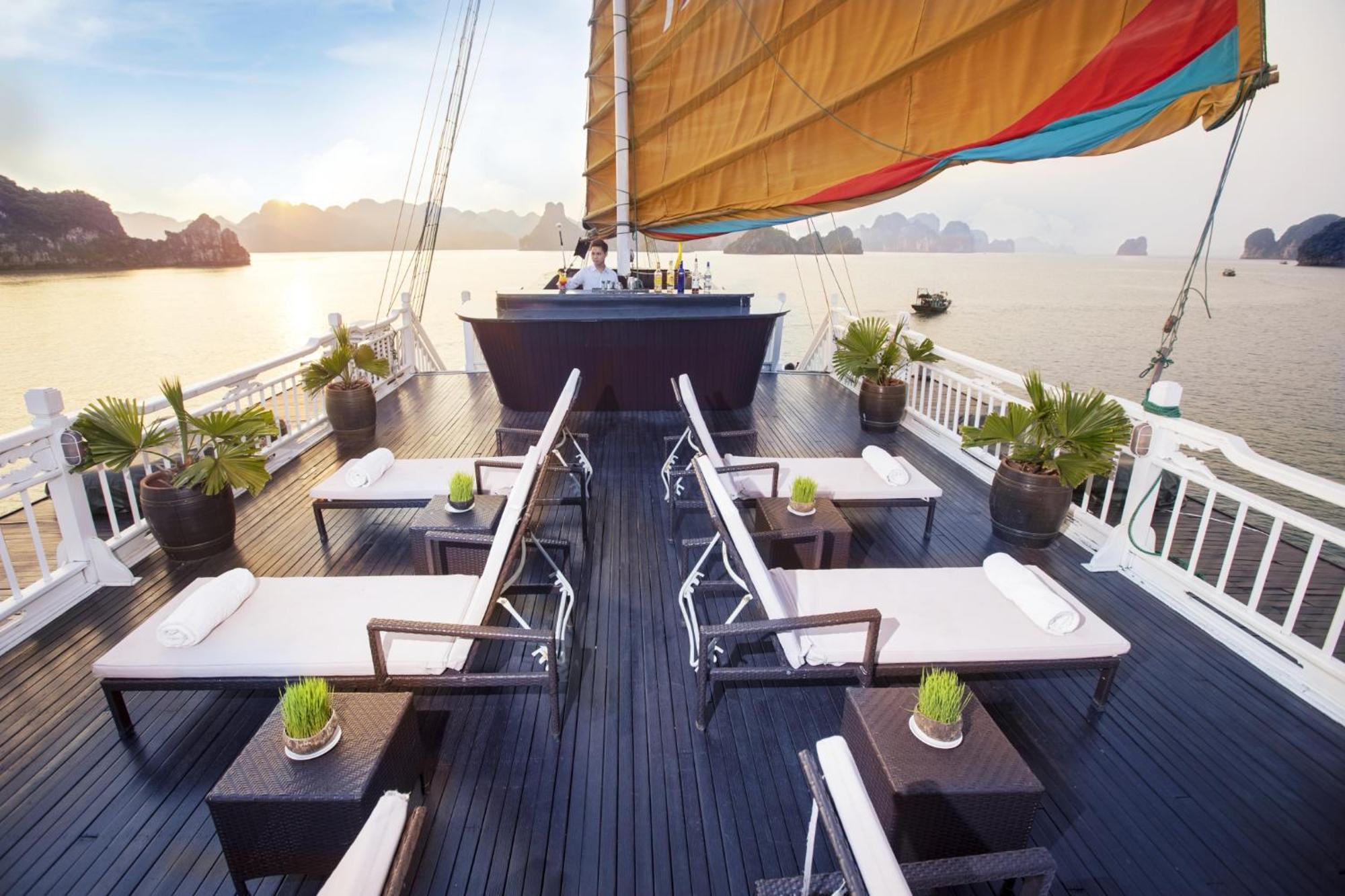 Hera Grand Luxury Cruise ها لونغ المظهر الخارجي الصورة